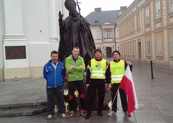 Sztafeta Papieska Lisowice - Wadowice (15-16.10.2015)