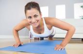 Pompki wzmacniają ważne dla biegacza mięśnie ramion, pleców czy brzucha